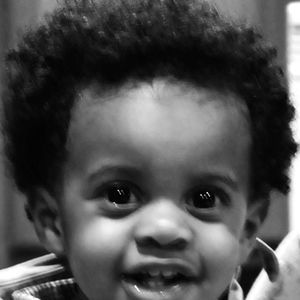 Meet your Posher, Jameil